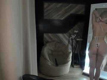 webcam girl hi_popsy live cam image #5902307