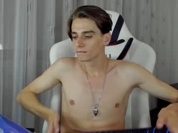 webcam man orlandocolt live cam image #6800501