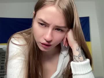 webcam girl strawberryjamx live cam image #1735093