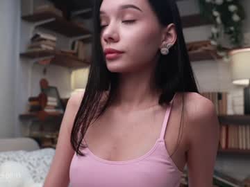 webcam girl riskyproject live cam image #10968197