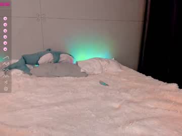 webcam couple sunsay_effie live cam image #4795840