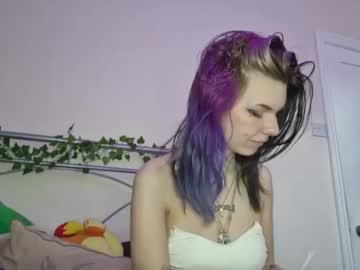 webcam girl lizzyylovesick live cam image #9577266