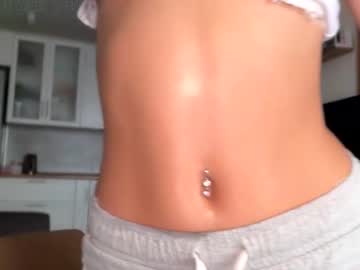 webcam girl cutieeeeva live cam image #12366129