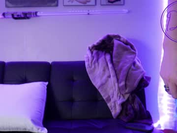 webcam girl demora_avarice live cam image #5580632
