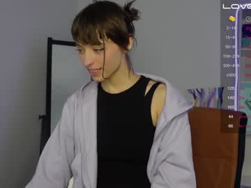 webcam girl agelina_summer live cam image #5854395