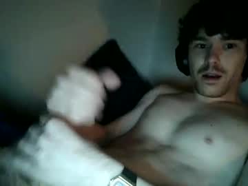 webcam man manwithaweapon live cam image #857385