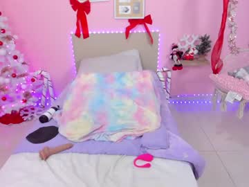 webcam girl little_effy18 live cam image #4446576