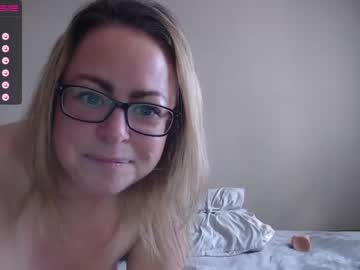 webcam girl ffl1233 live cam image #4194169
