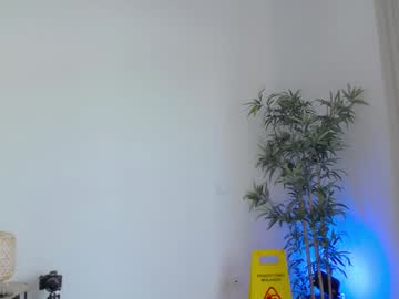 webcam girl angel_danm_milf live cam image #12818070