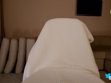 webcam girl hollyextra live cam image #8625332