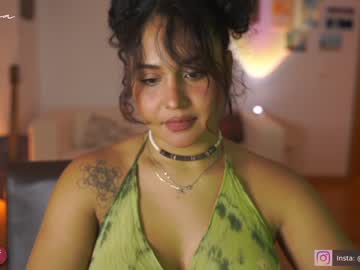 webcam girl arletnoa live cam image #7727954
