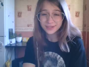 webcam girl mekyy_no_neko live cam image #3942148