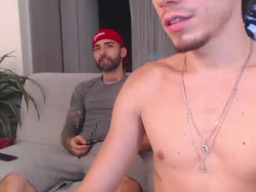 webcam man fratguysonline live cam image #7922799