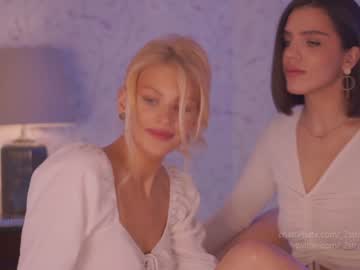 webcam girl _2strangers live cam image #4168248