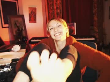 webcam girl kaileeshy live cam image #877657