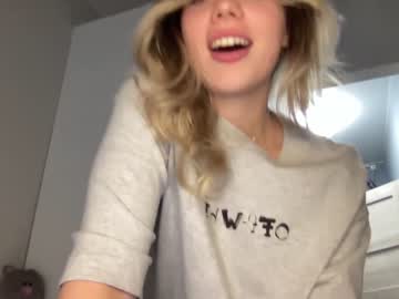 webcam girl angel_from_sky live cam image #6395900