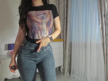 webcam girl sweety_rinushka_ live cam image #3648136