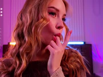 webcam girl lissa_meooow live cam image #10178761