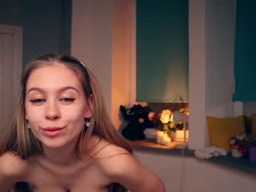 webcam girl aleksa_cutie live cam image #1685490