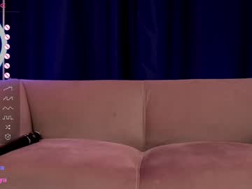webcam girl lusty_freya live cam image #12444345