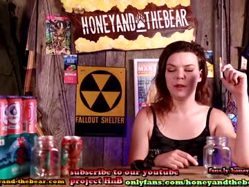 webcam couple honeyand_thebear live cam image #2437134
