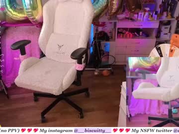 webcam girl _biscuitty live cam image #5828962