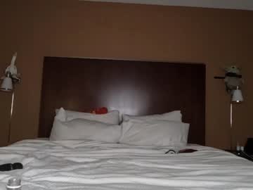 webcam couple ari_lovexo live cam image #8228017
