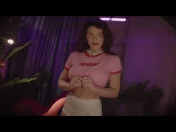 webcam girl lucieoude_ live cam image #5055578