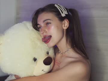 webcam girl hoolybunny live cam image #2884473
