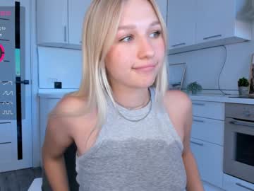 webcam girl harriethudson live cam image #9697641