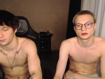 webcam man teddy_mode live cam image #8309363