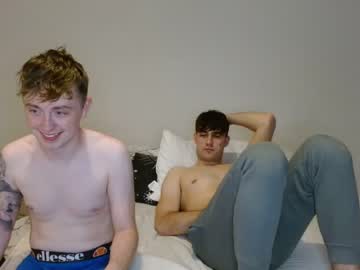 webcam man kyle_and_kam live cam image #9441490