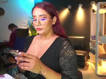 webcam girl gold_room live cam image #2034932
