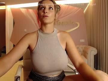 webcam girl wildtequilla live cam image #3009888