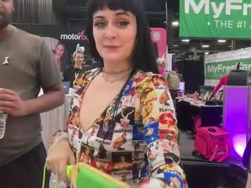 webcam girl ivyminxxx live cam image #10880984