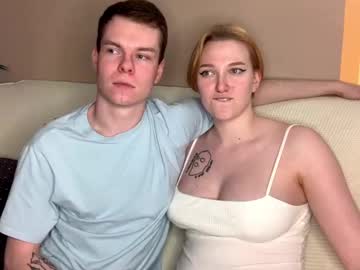 webcam couple julielourens live cam image #12688185