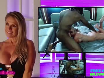 webcam girl wildwifebarbie live cam image #9504558
