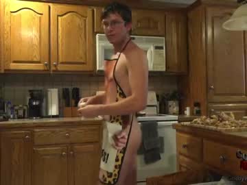 webcam man colbyknox live cam image #7413299