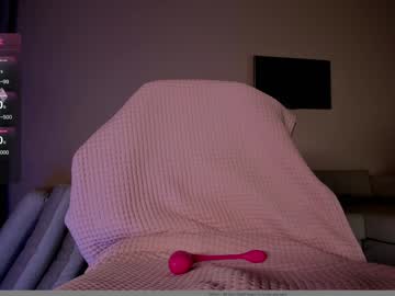 webcam girl hollyextra live cam image #10439093