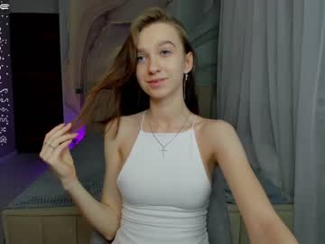 webcam girl alisaa_1 live cam image #4828426
