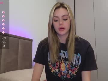 webcam girl sky_magic live cam image #9119853