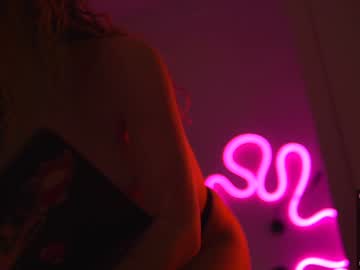 webcam girl _taylor_swift live cam image #10746428