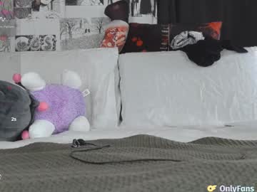 webcam girl yogendub live cam image #11950248