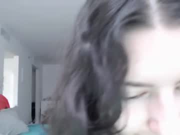 webcam girl frenchava live cam image #8330196