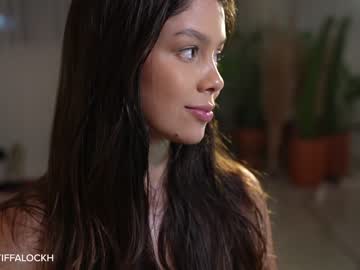 webcam girl tifalock_ live cam image #7615695