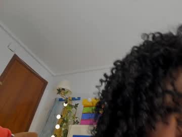webcam girl naomigarcia live cam image #11709719