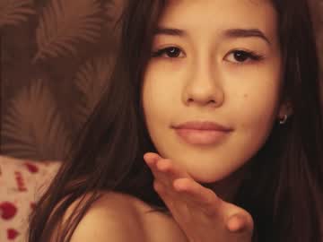 webcam girl zarascarlett live cam image #8703126
