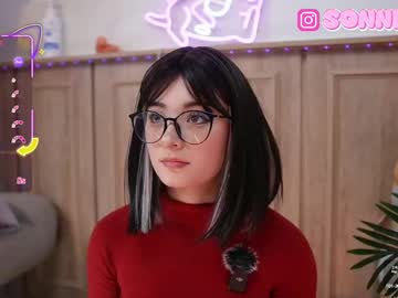 webcam girl sunny_sonnie live cam image #12360639