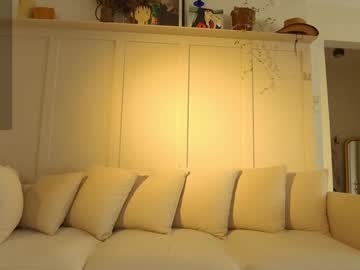 webcam girl kriss0leoo live cam image #10147103