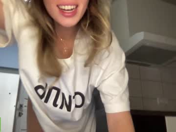 webcam girl angel_from_sky live cam image #8136822